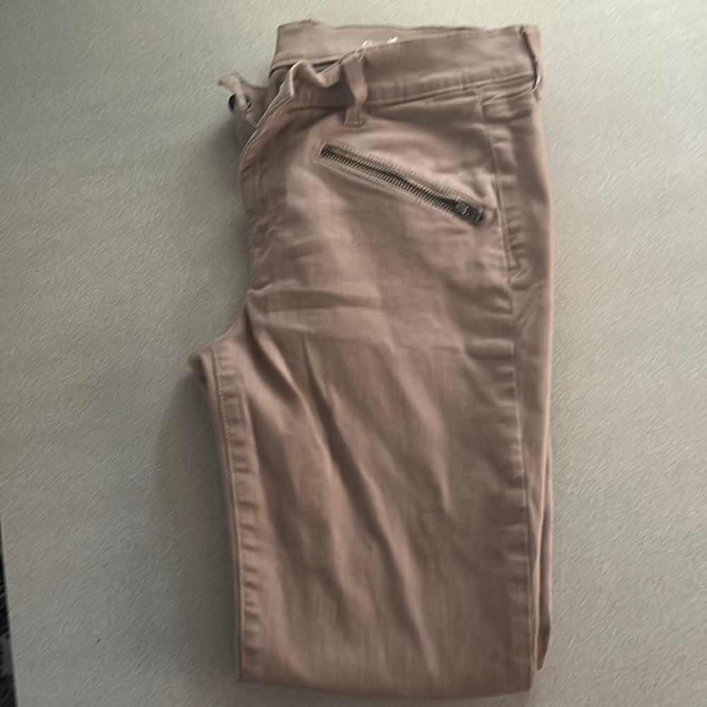 Beige jeans